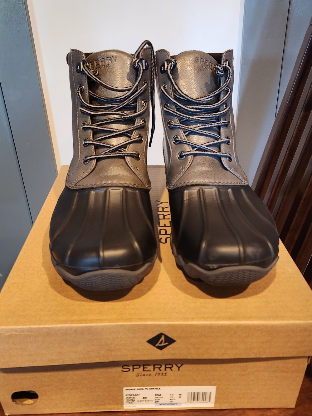 Sperry Men's Black And Gray Duck Boots - Waterproof Lace-Up